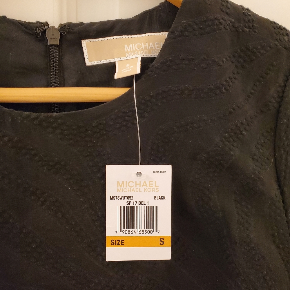 NWT Michael Kors Black Shift Dress - Picture 3 of 3